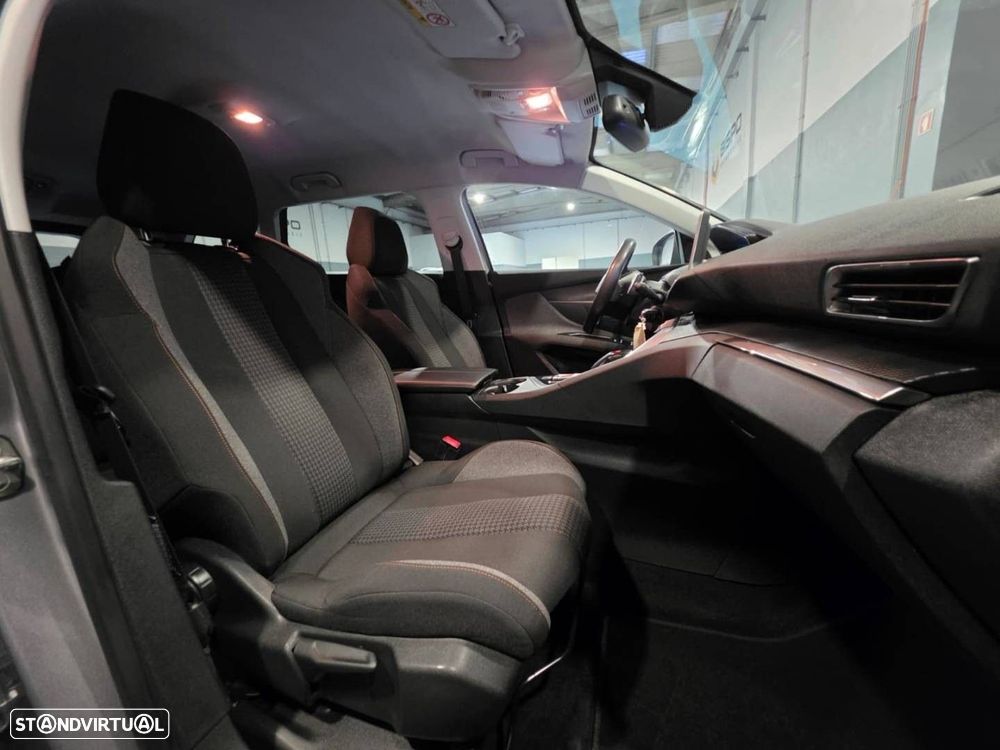 Peugeot 5008 PureTech 130 EAT8 Stop & Start Active - 14