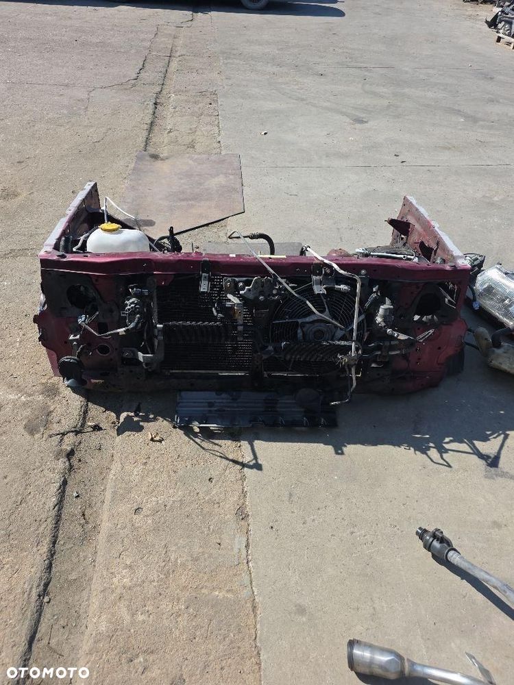 NISSAN PATROL Y61 PAS PRZEDNI PODŁUŻNICA LEWA PRAWA - 1