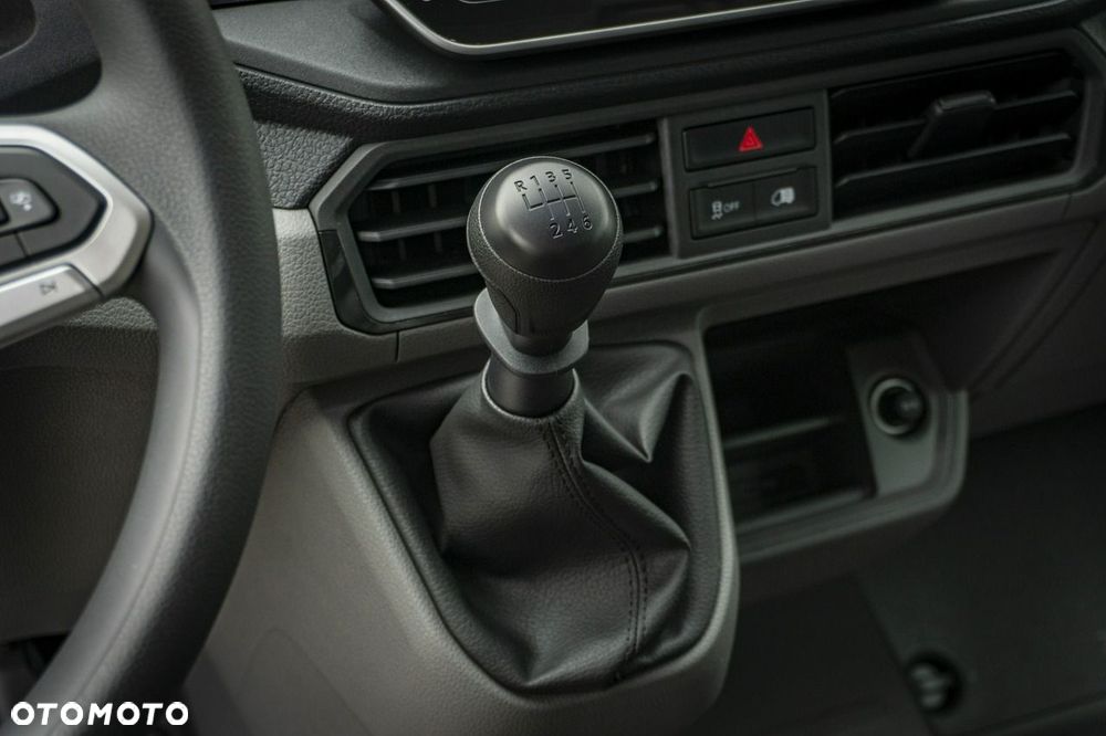 Volkswagen Crafter - 12