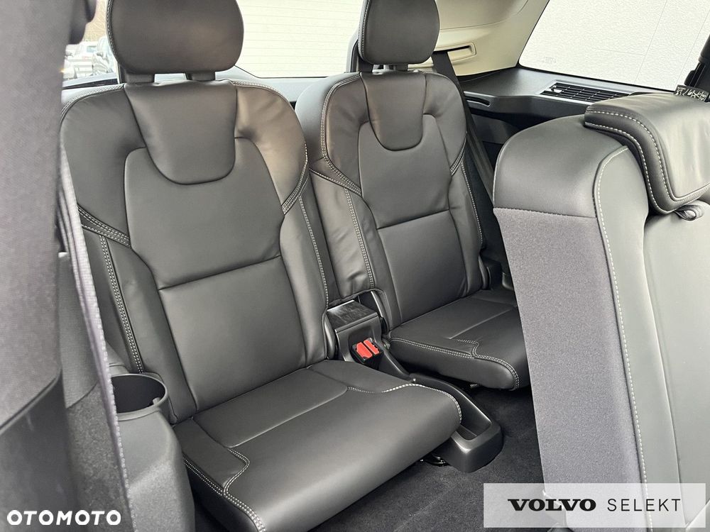 Volvo XC 90 - 40
