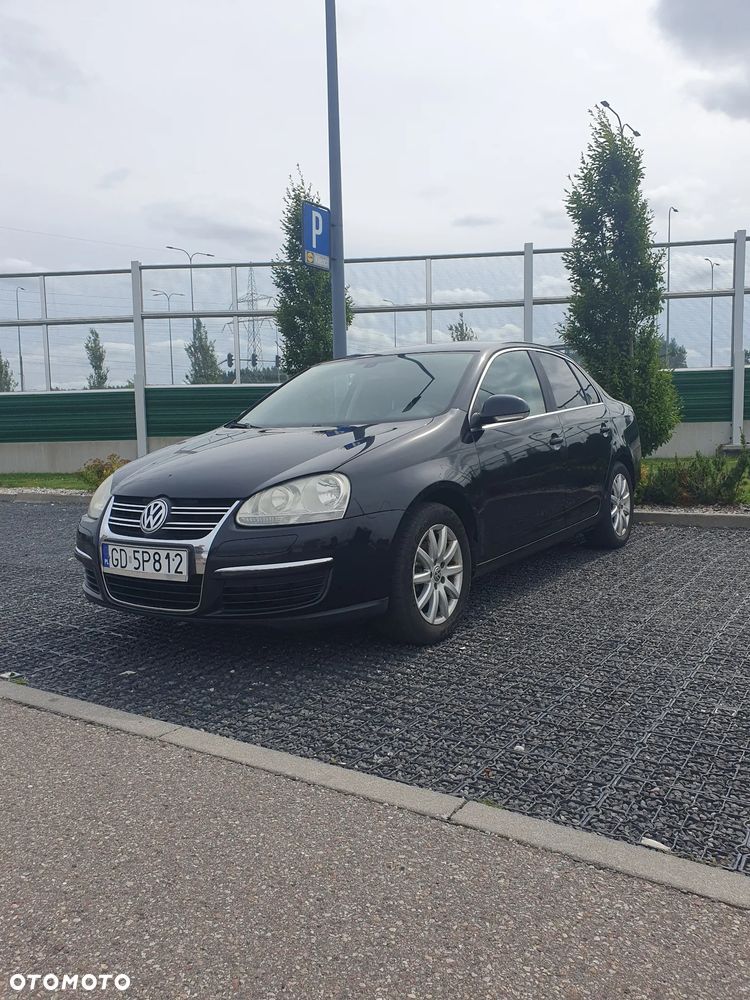 Volkswagen Jetta 1.9 TDI DPF Comfortline - 1