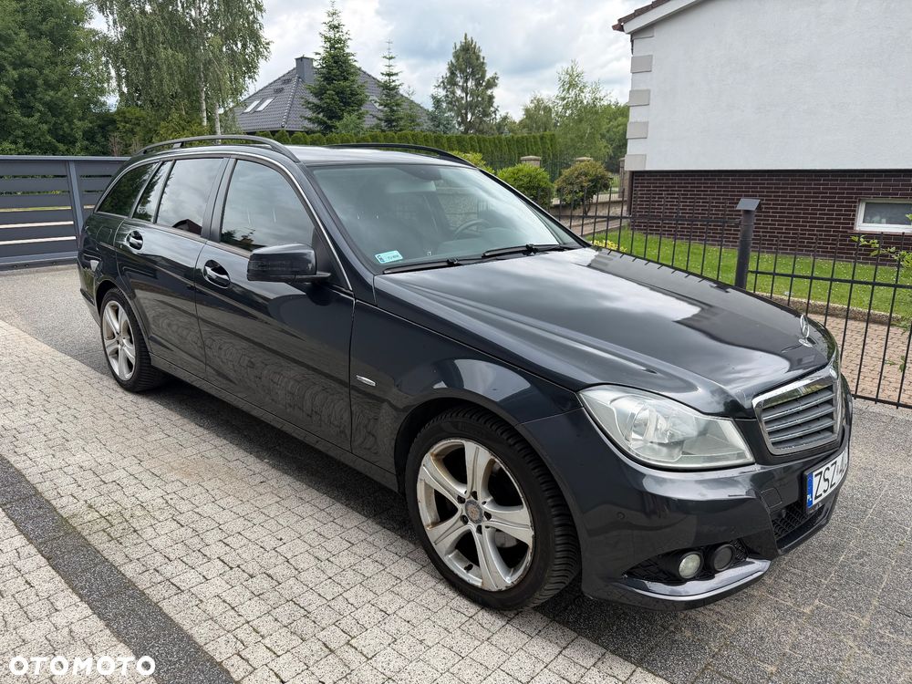 Mercedes-Benz Klasa C 200 (BlueEFFICIENCY) - 22