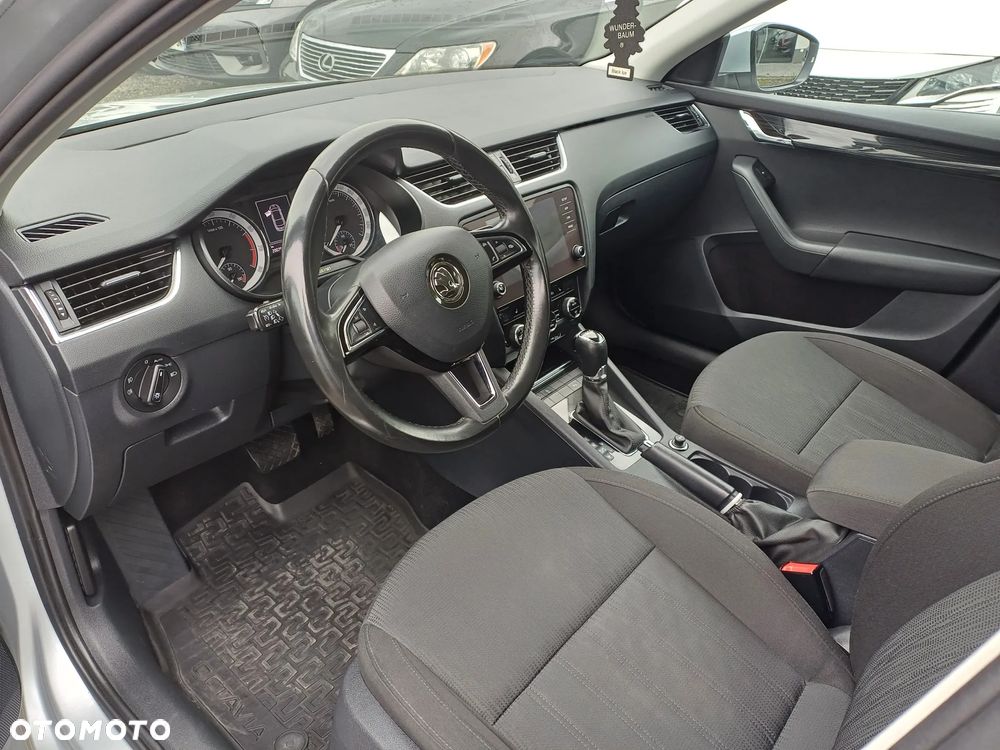 Skoda Octavia 1.8 TSI DSG Ambition - 11