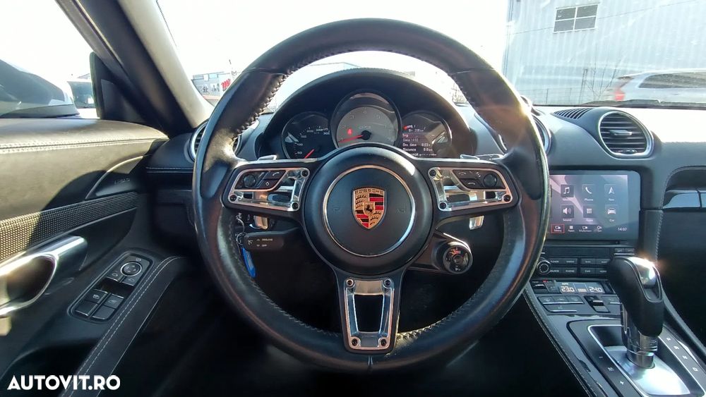 Porsche Boxster 718 GTS PDK - 18