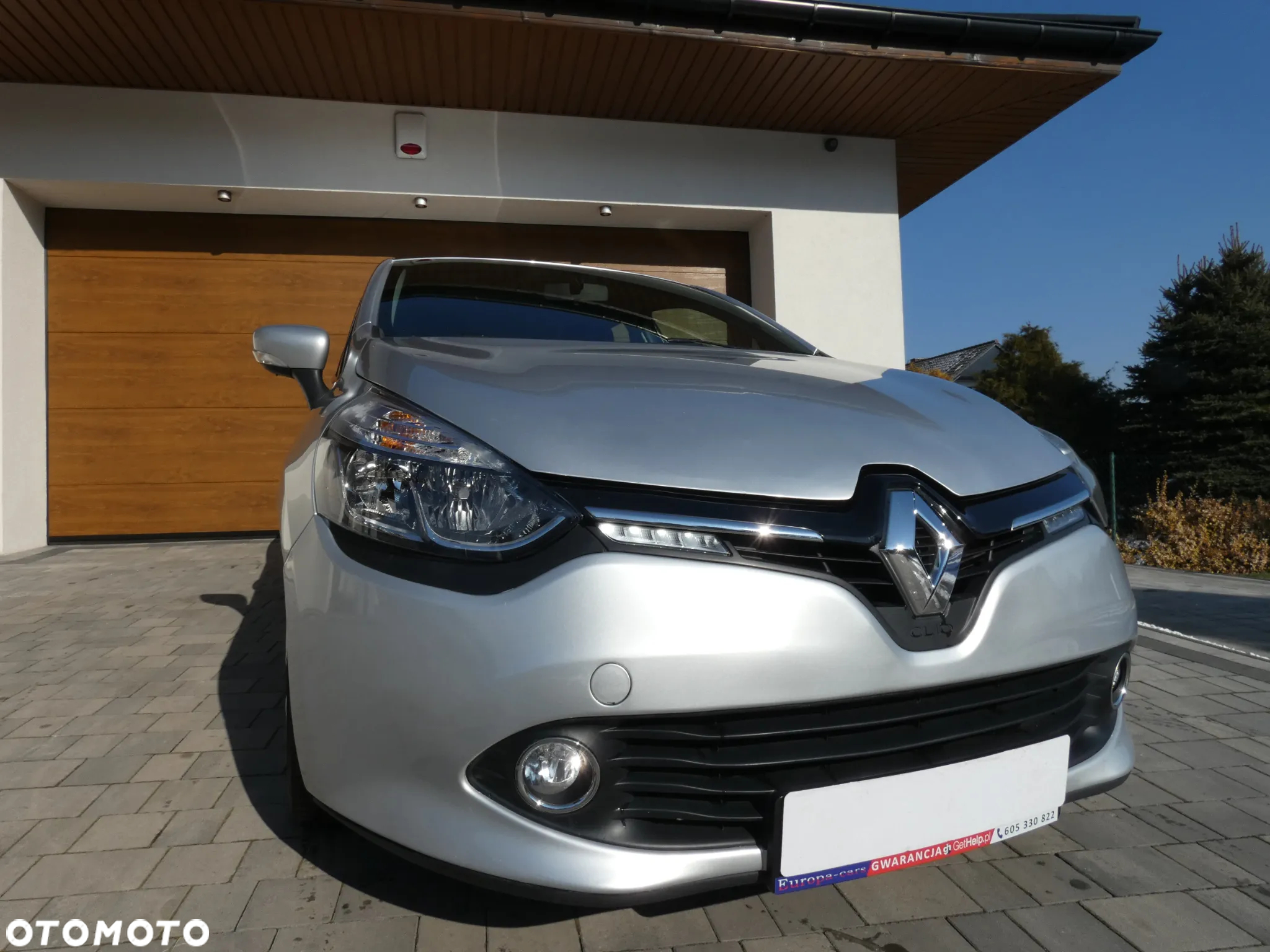 Renault Clio - 2