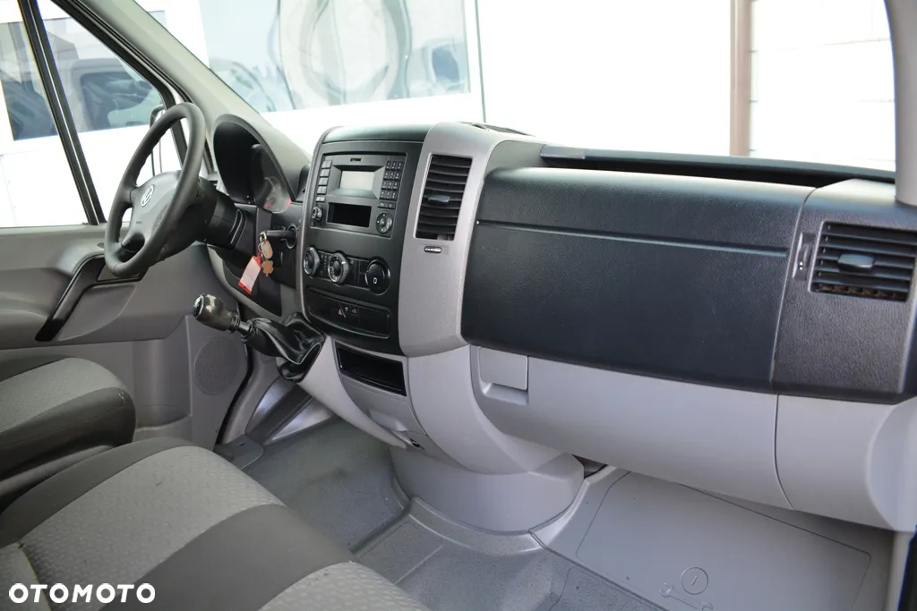 Volkswagen CRAFTER 35 DOKA - 24