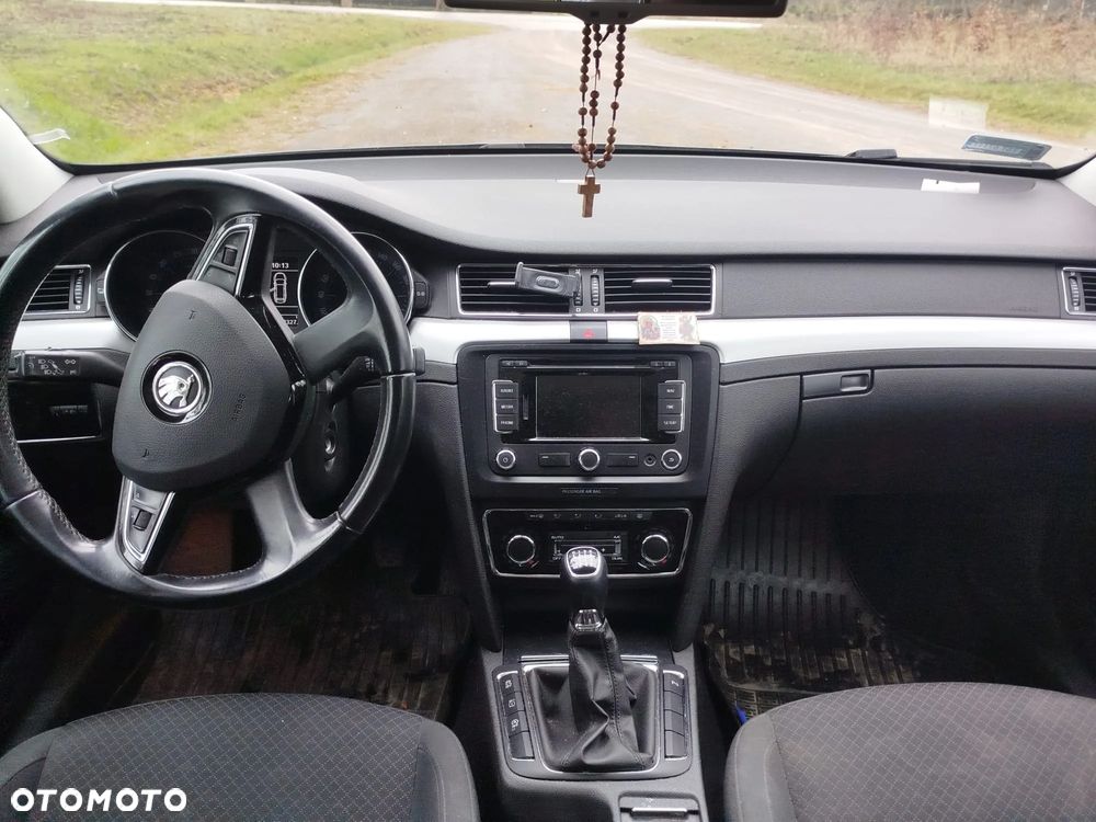 Skoda Superb 1.6 TDI GreenLine - 9