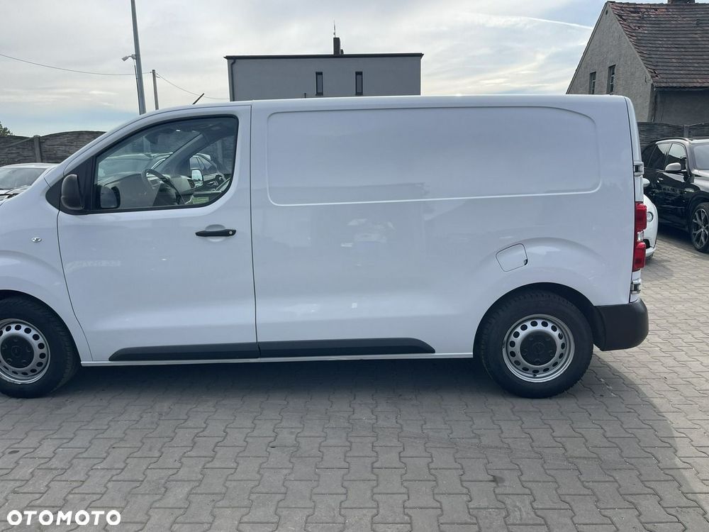 Opel Vivaro - 8
