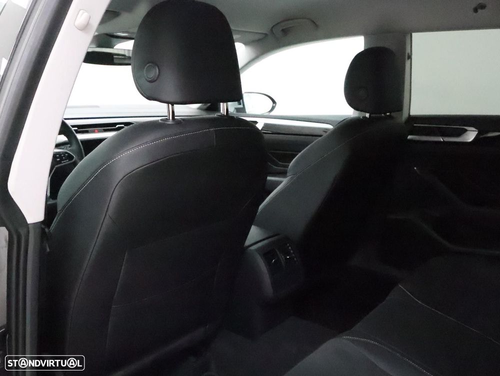 VW Arteon Shooting Brake 2.0 TDI Elegance DSG - 28