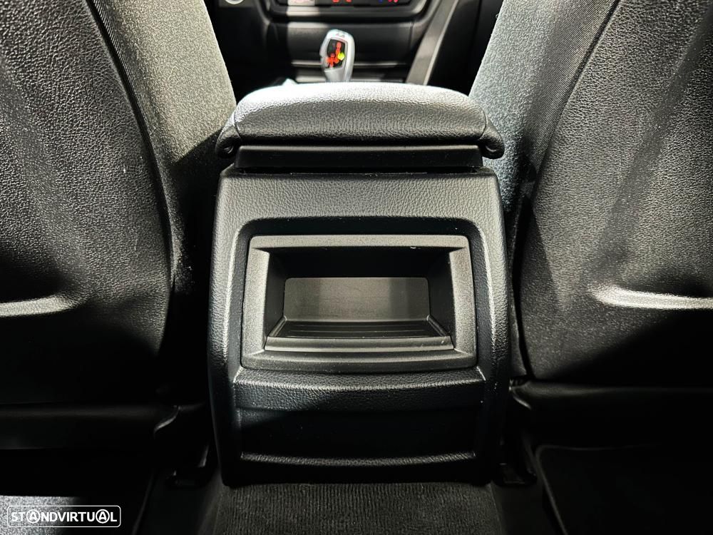 BMW 318 d Line Sport Shadow Auto - 24