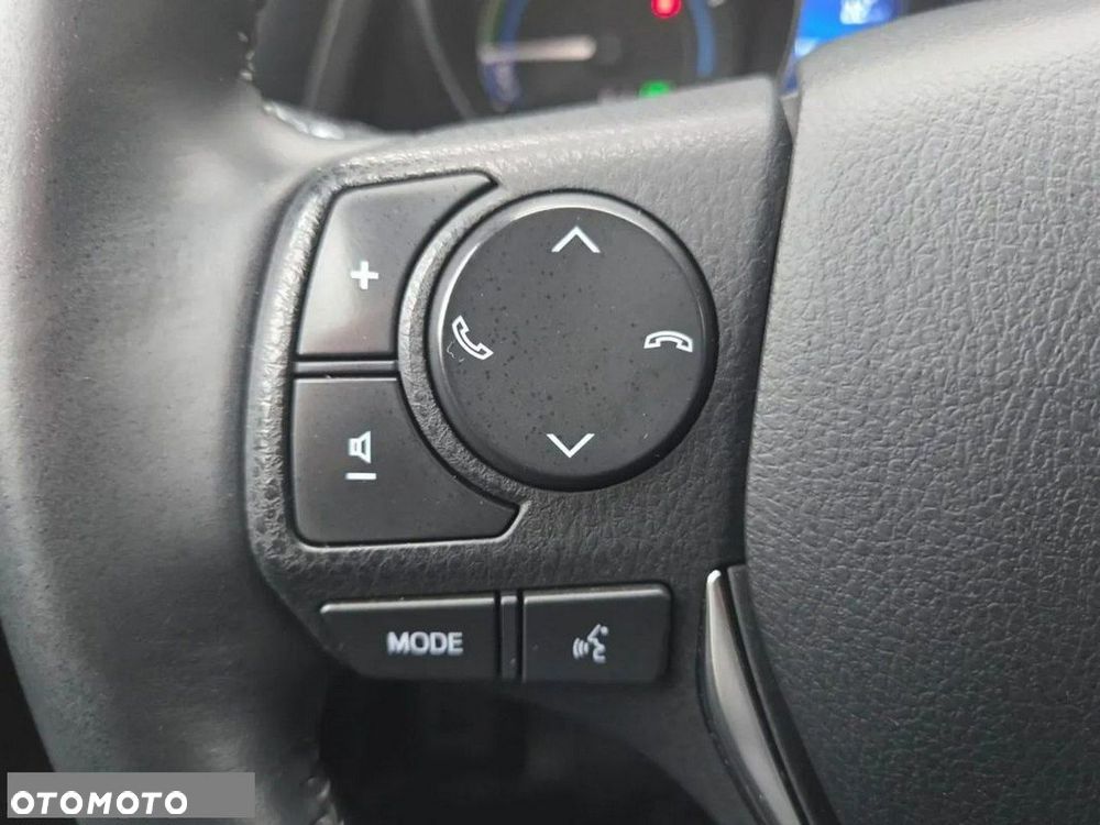 Toyota Auris 1.8 HSD Prestige - 26