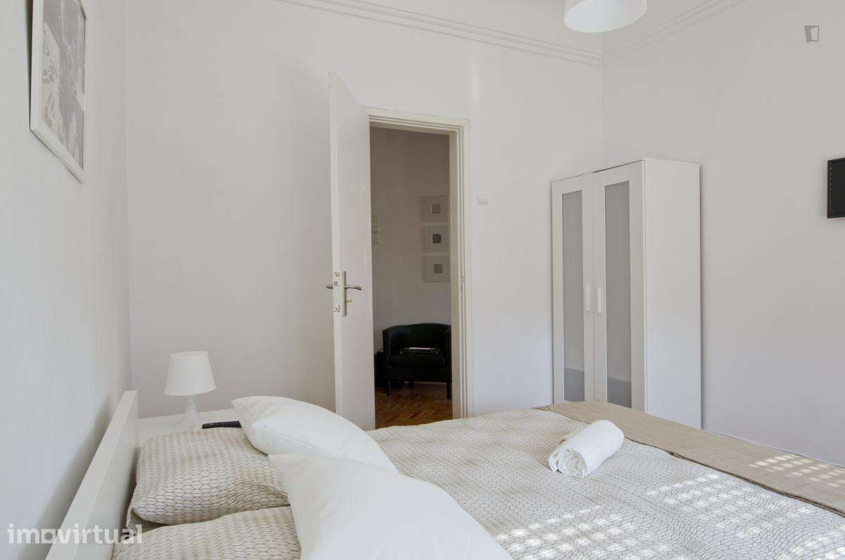Quarto - localizado em Picoas Lisbon - Grande imagem: 3/22