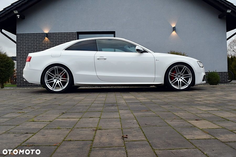 Audi A5 Coupé 3.0 TDI DPF quattro S tronic - 5
