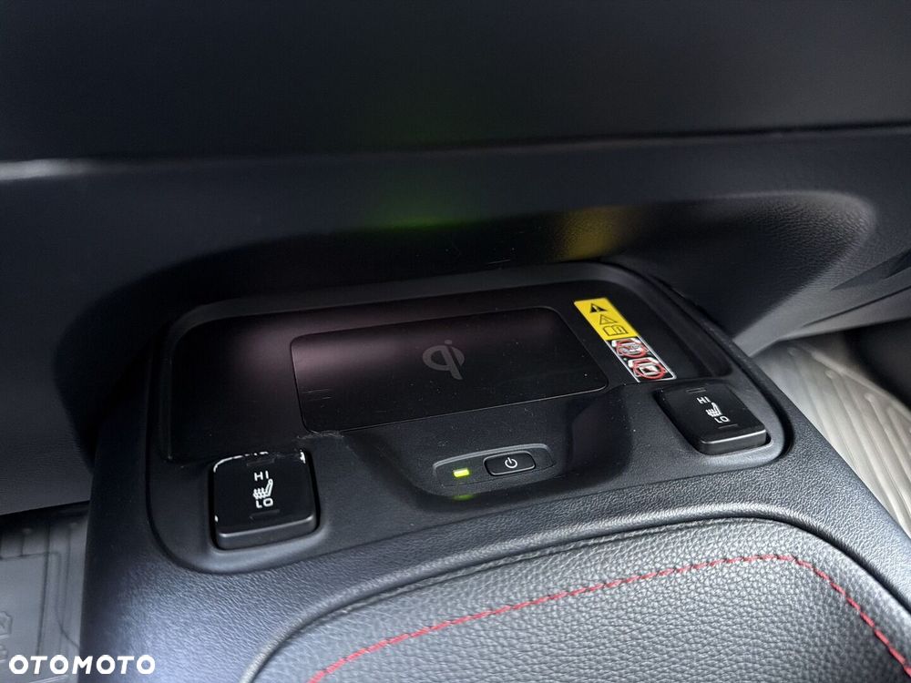 Toyota Corolla 1.8 Hybrid GR Sport Dynamic - 24