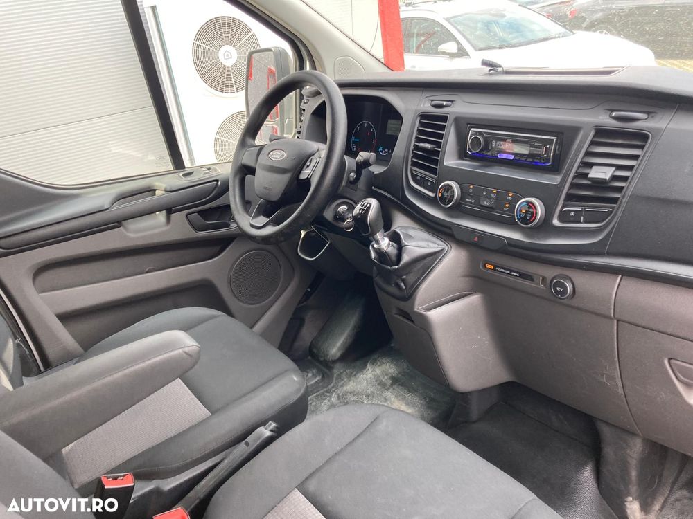 Ford Transit Custom - 10