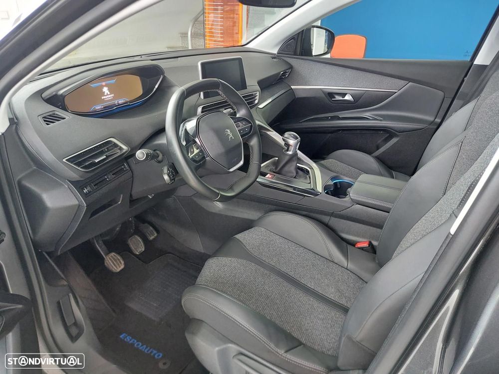 Peugeot 5008 1.5 BlueHDi Allure - 47