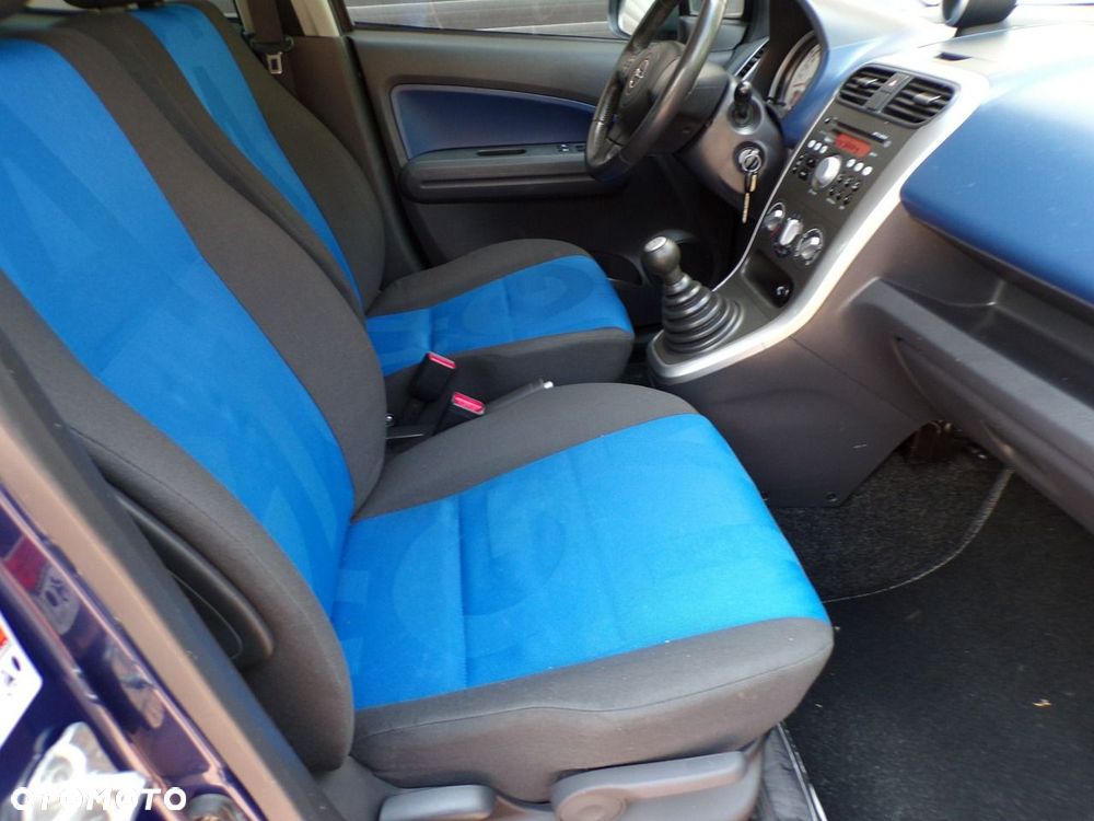 Opel Agila - 22