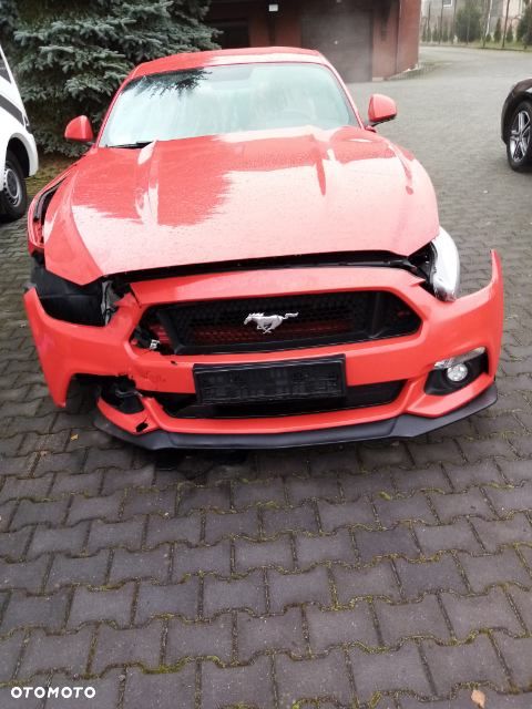 Ford Mustang - 16