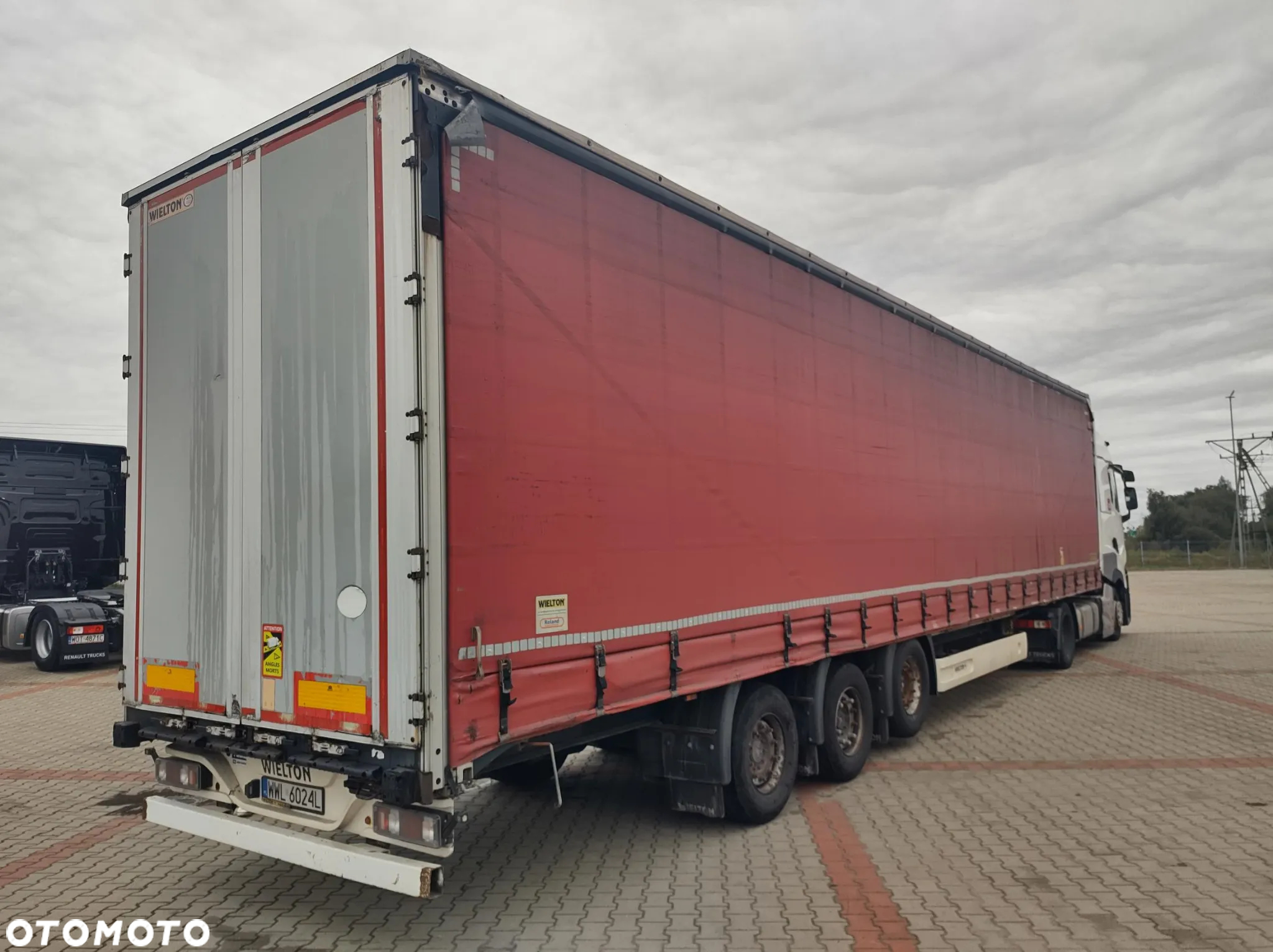 Renault TH480 - 16
