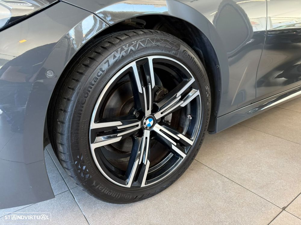 BMW 320 d Pack Desportivo M Auto - 8
