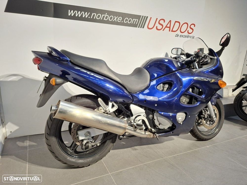 Suzuki GSX 750 - 1