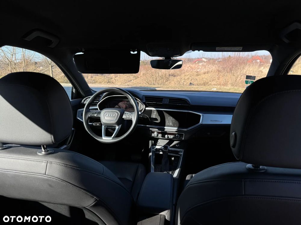 Audi Q3 35 TDI S tronic - 32