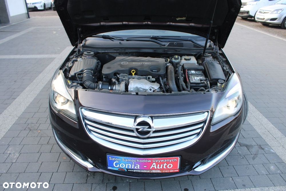 Opel Insignia - 12