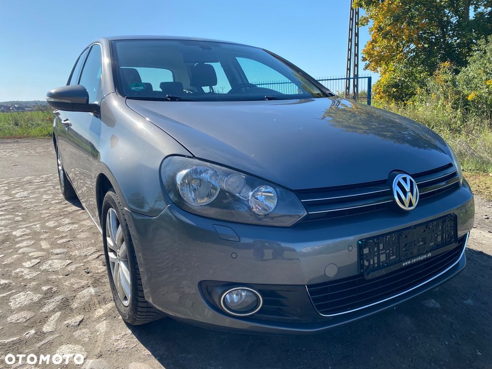 Volkswagen Golf - 2