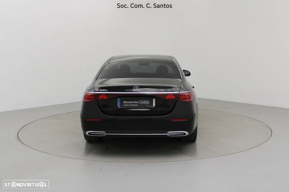 Mercedes-Benz E 300 e - 6