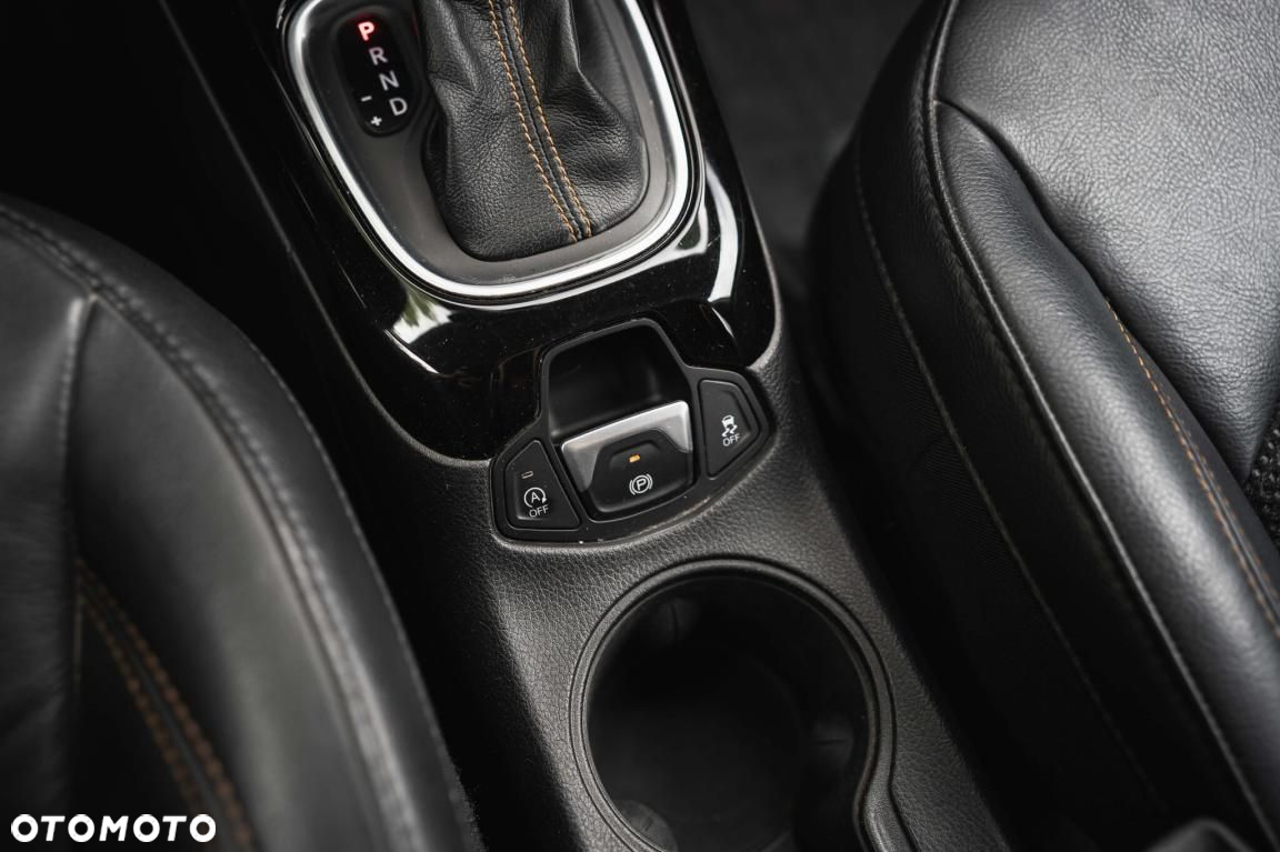 Jeep Compass - 23