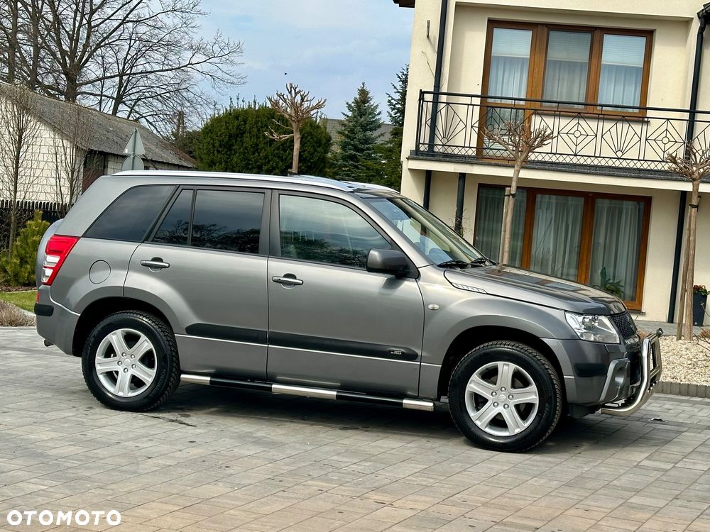 Suzuki Grand Vitara 2.0 De luxe - 5