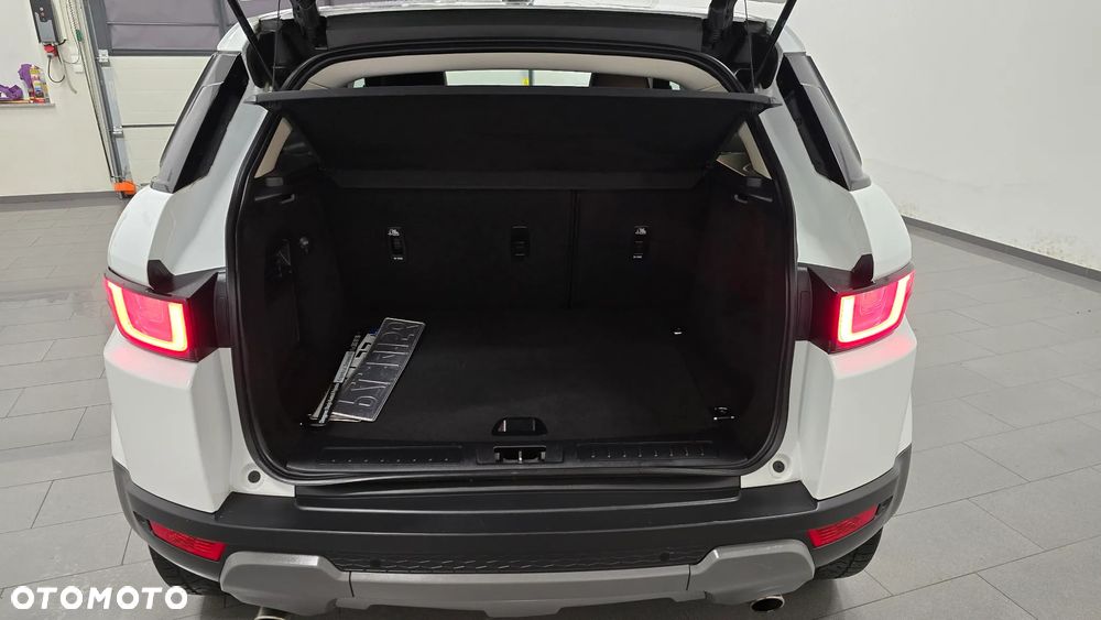 Land Rover Range Rover Evoque 2.0 D150 R-Dynamic - 9