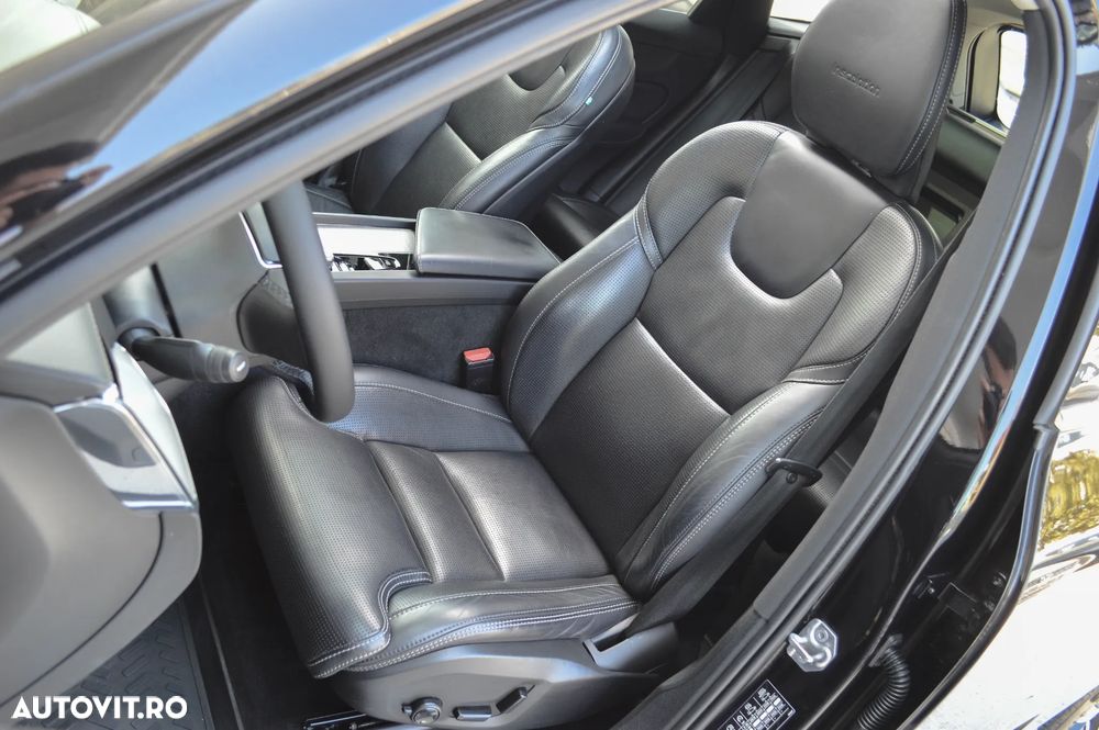 Volvo XC 60 B5 MHEV AWD Inscription - 39