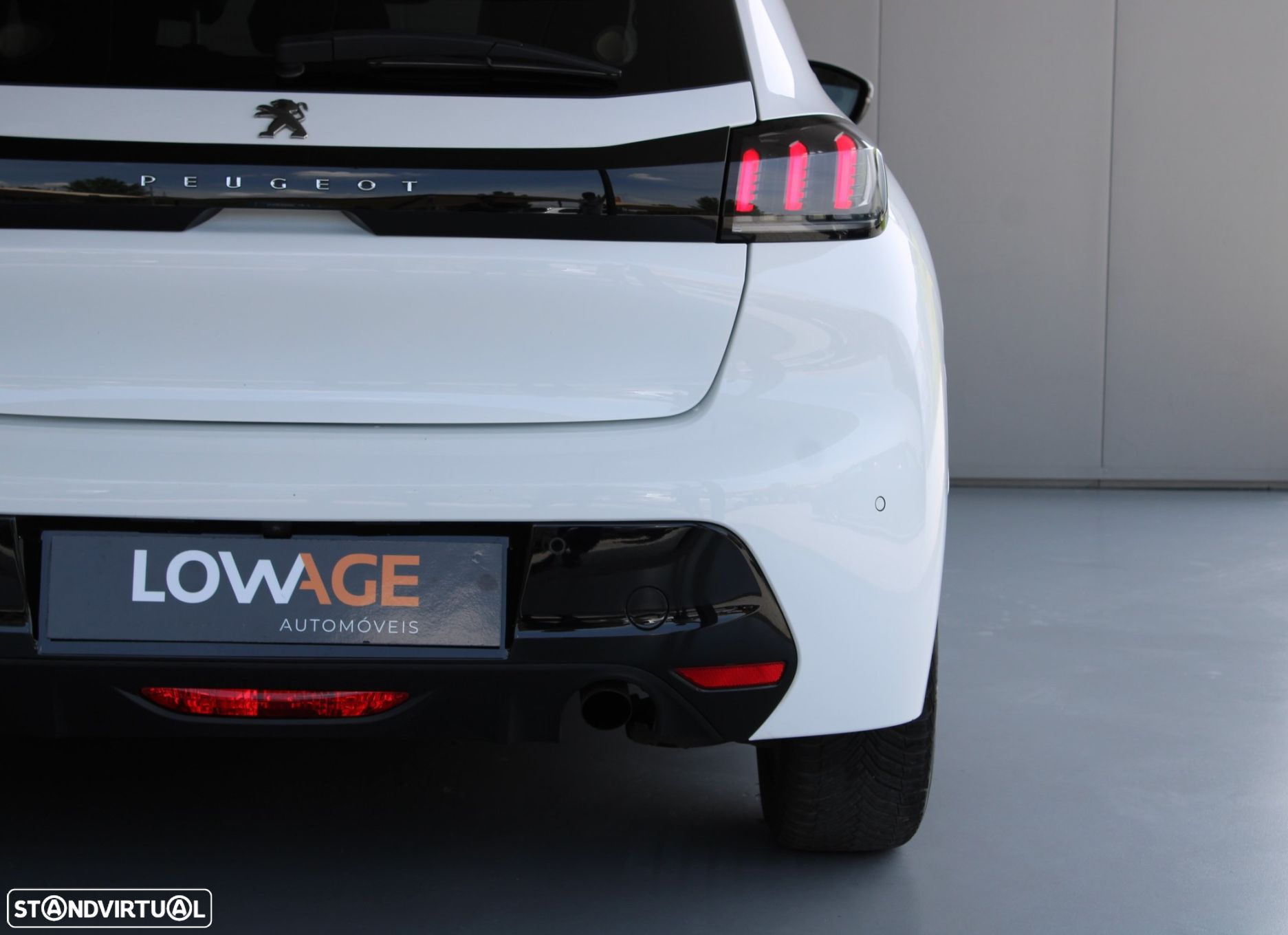 Peugeot 208 1.2 PureTech Allure EAT8 - 13