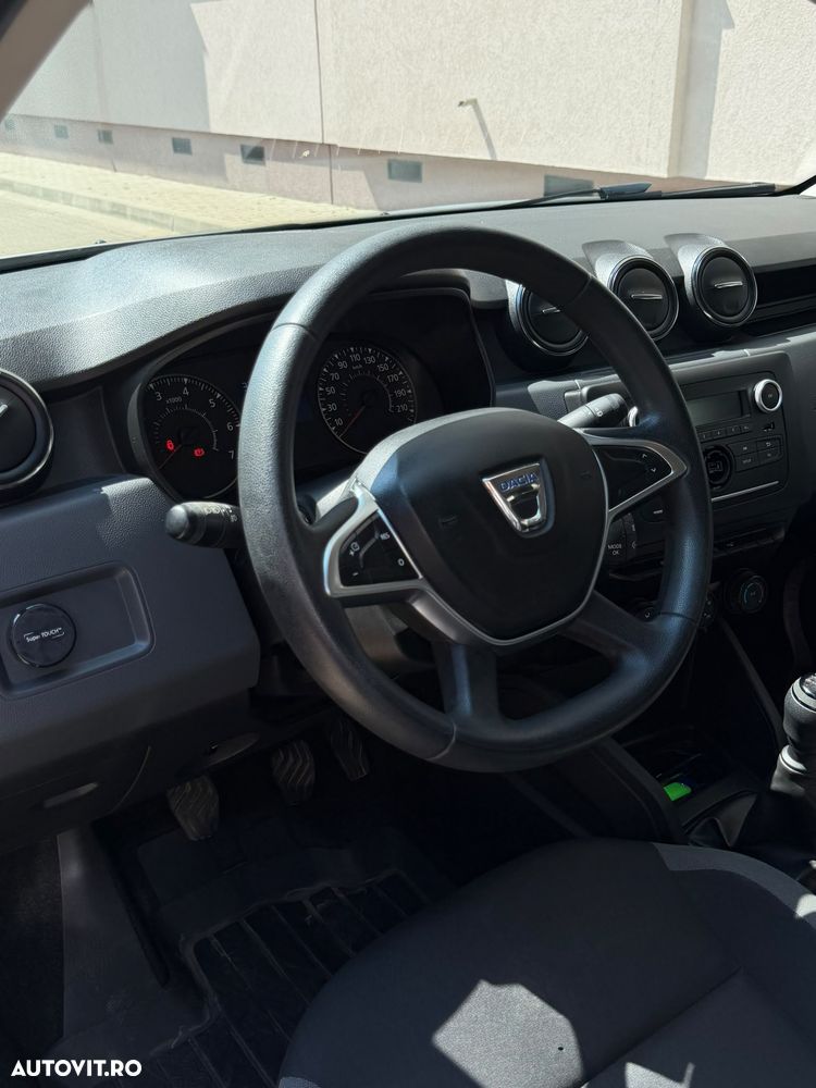 Dacia Duster 1.6 SCe Essential - 14
