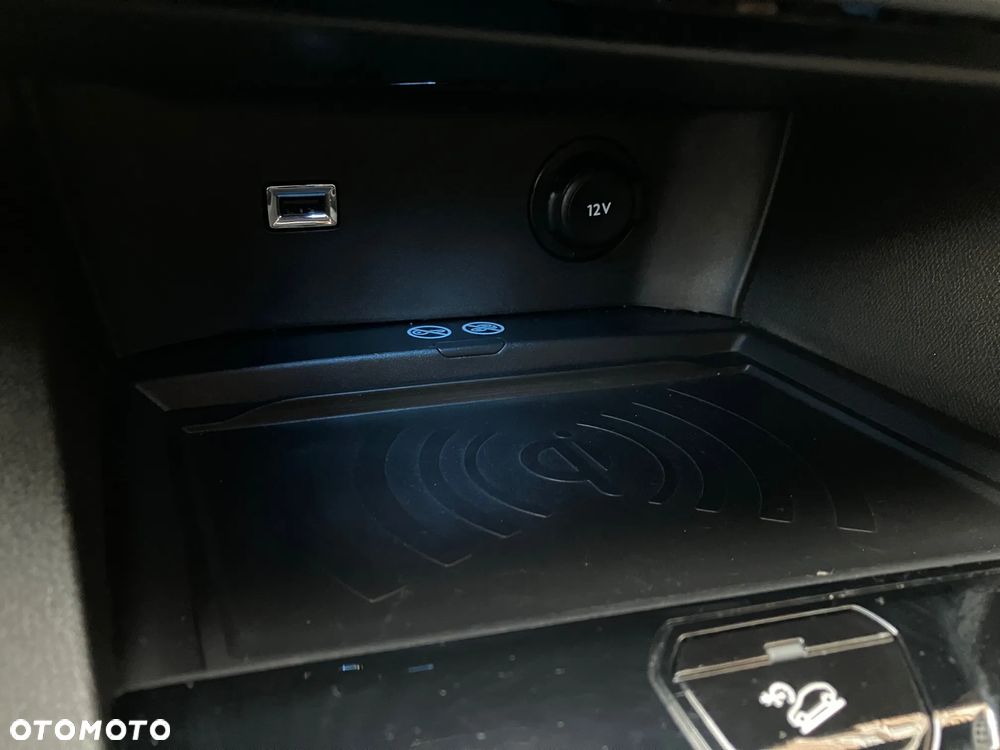 Peugeot 5008 2.0 BlueHDi GT S&S EAT8 - 31