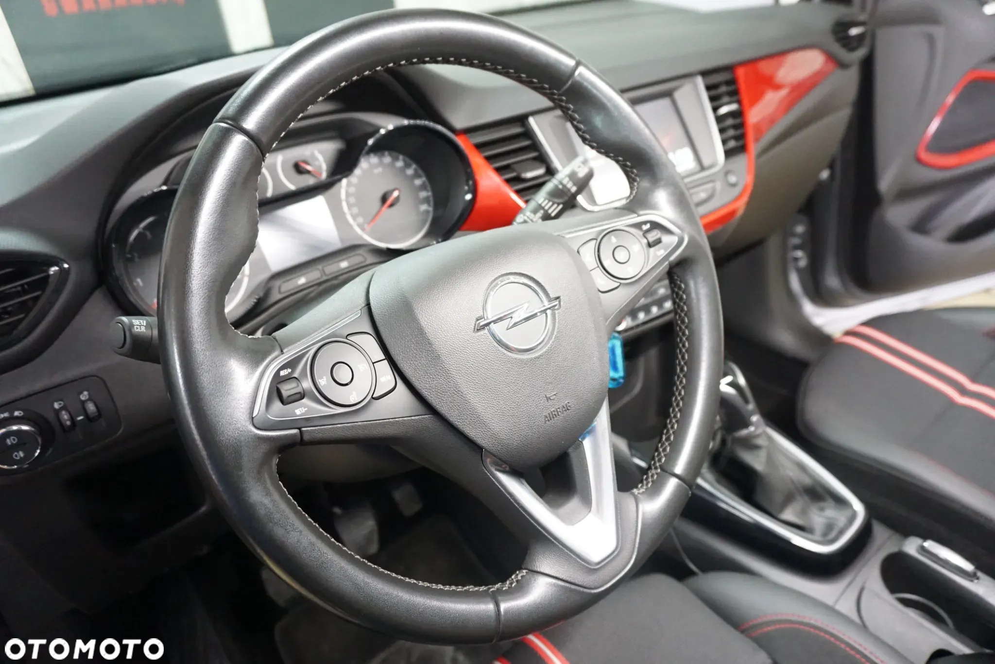 Opel Crossland 1.2 GS Line - 27