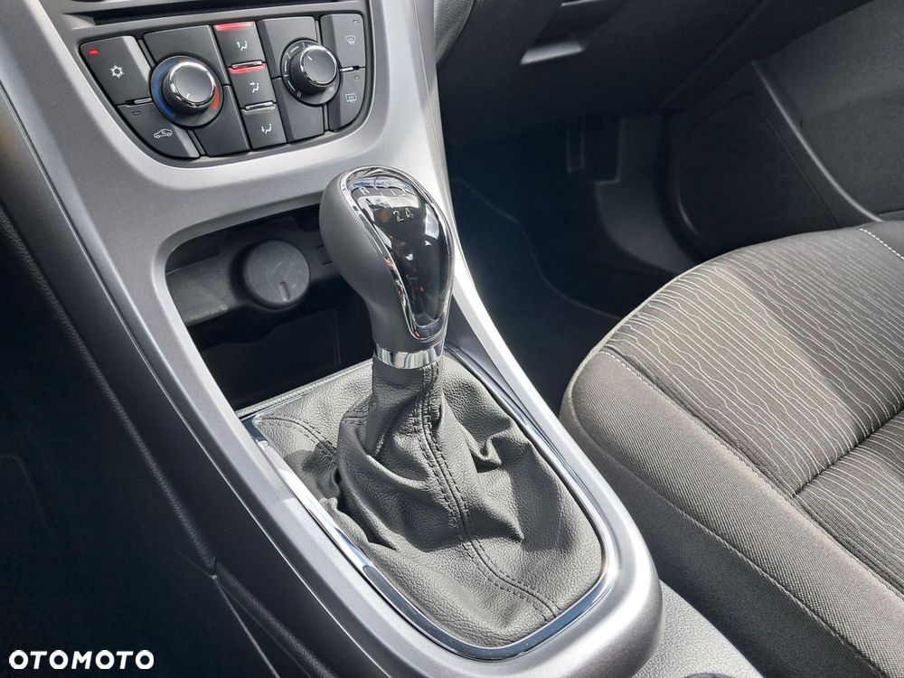 Opel Astra - 25