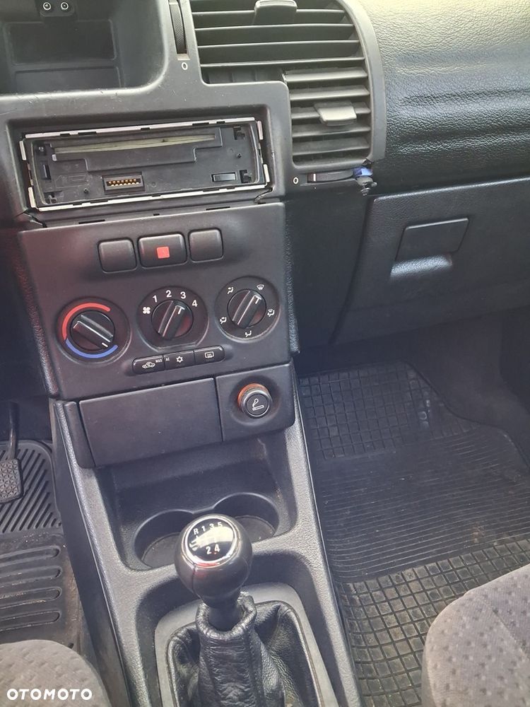 Opel Zafira 1.8 - 5