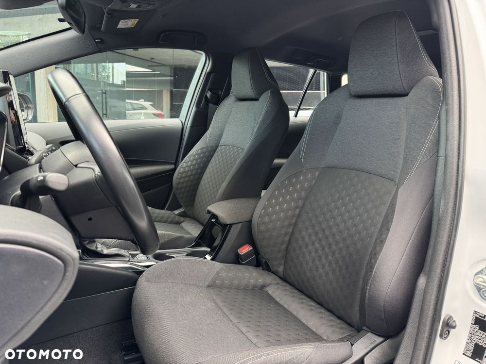 Toyota Corolla 1.8 Hybrid Comfort - 12