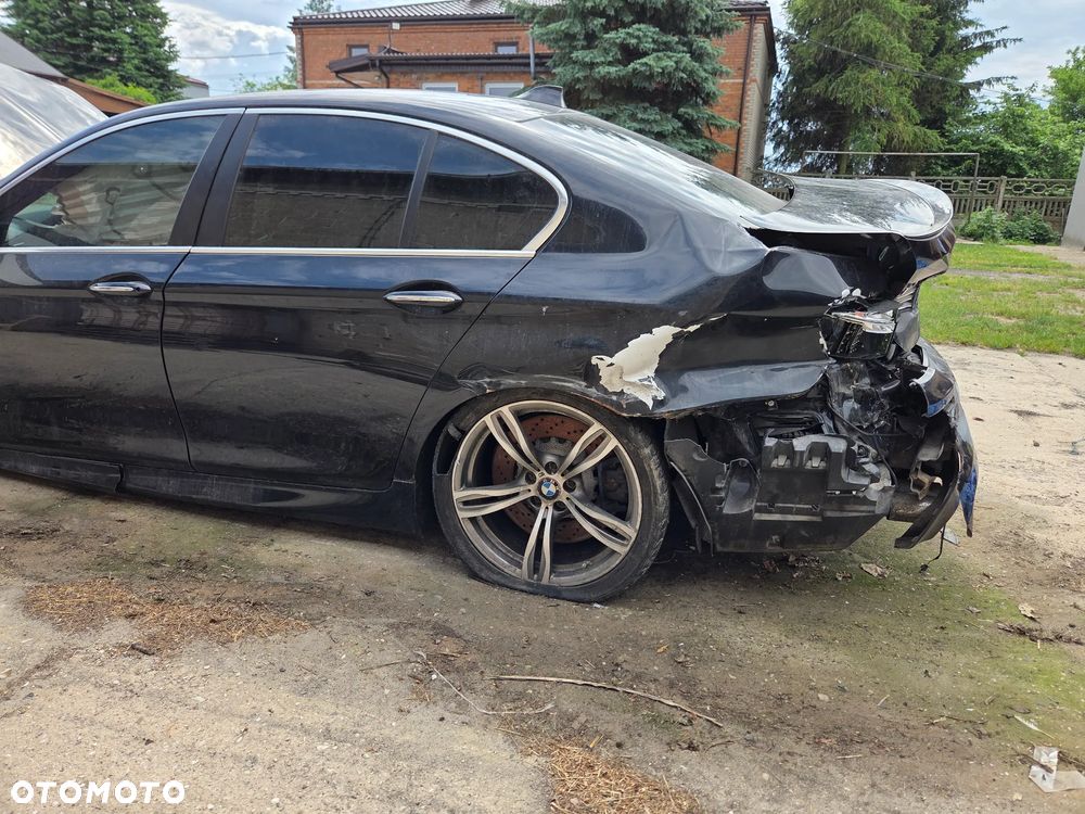 BMW M5 Standard - 4