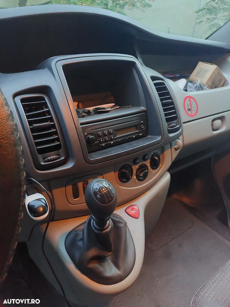 Renault Trafic - 7