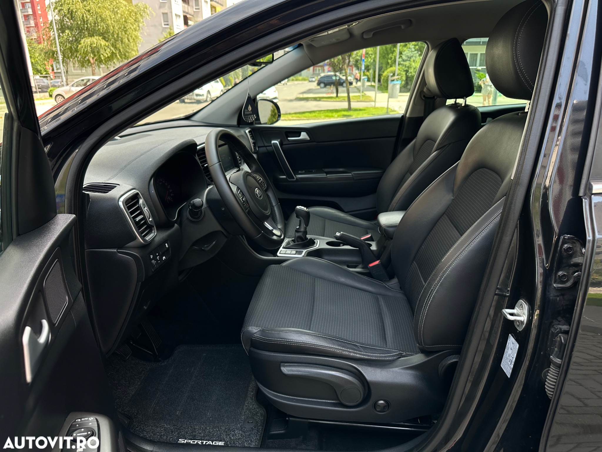 Kia Sportage 1.7 CRDI 2WD Vision - 13