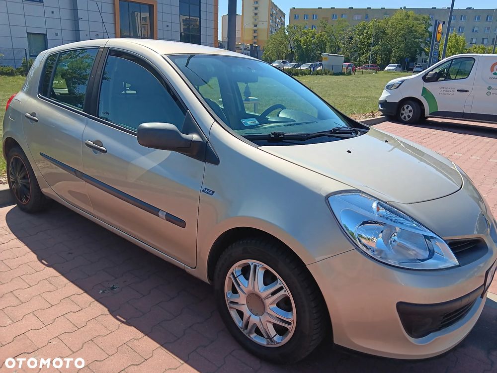 Renault Clio 1.2 16V Expression - 12