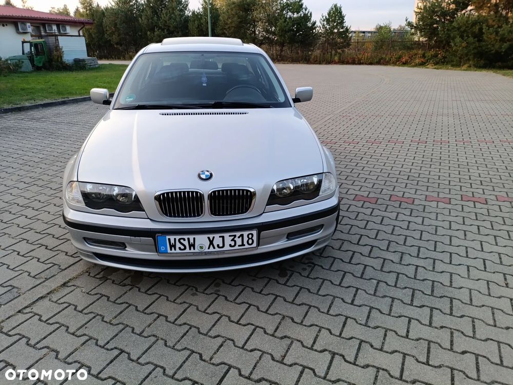 BMW Seria 3 - 32
