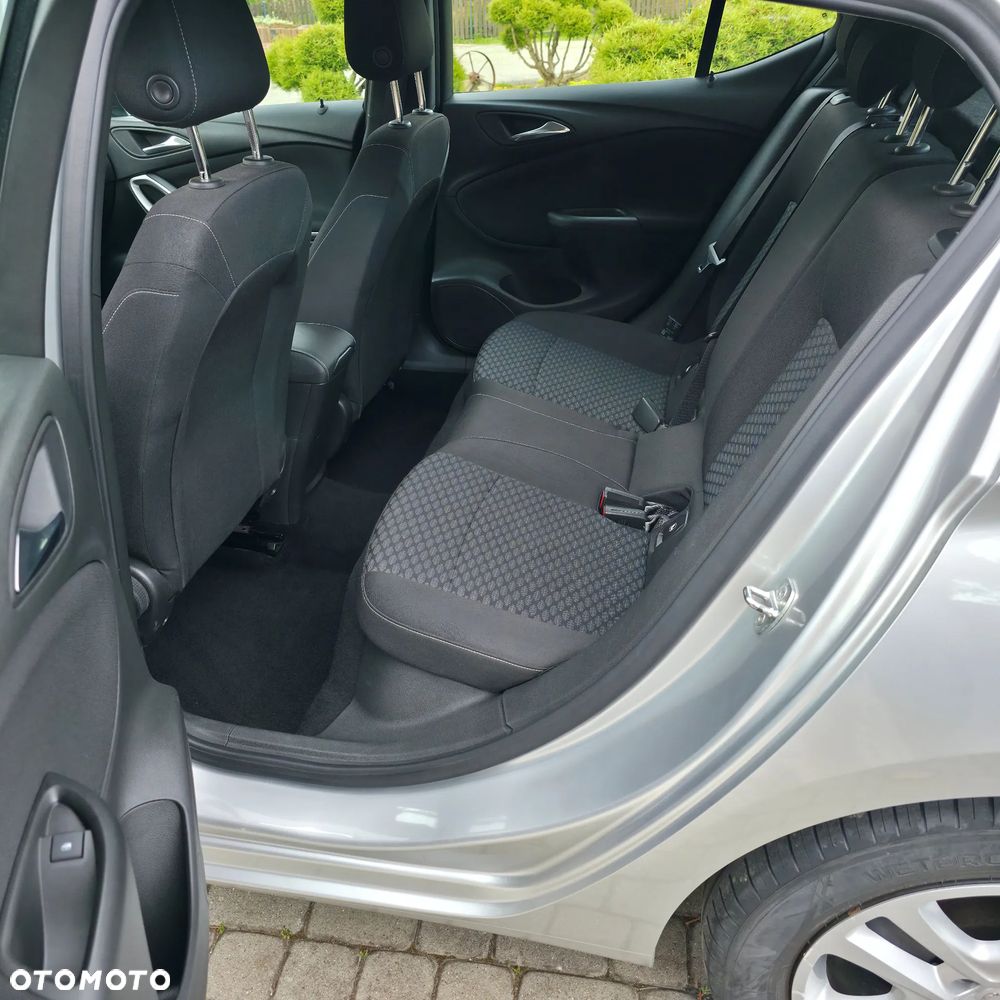 Opel Astra - 20