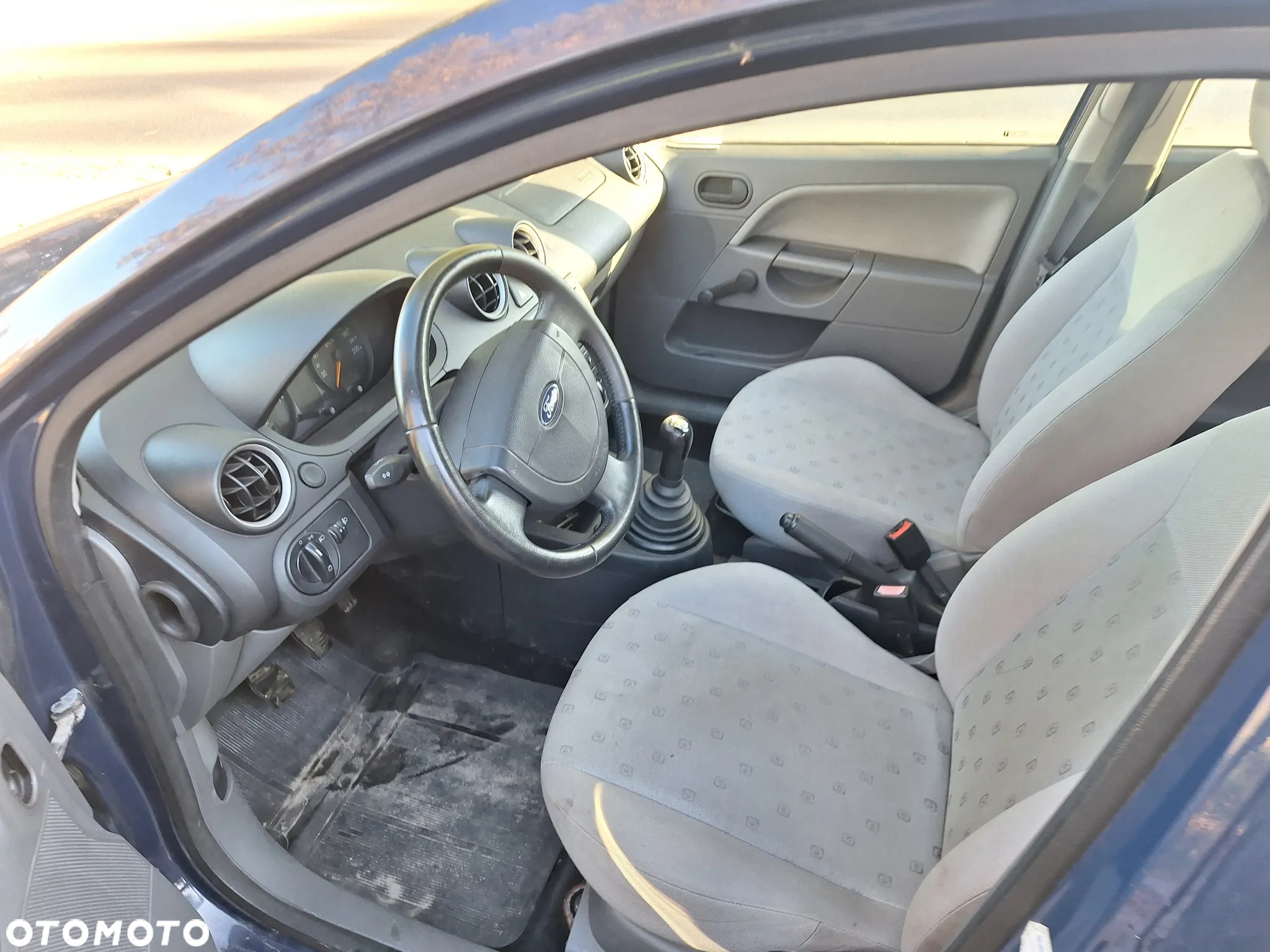 Ford Fiesta 1.3 - 10