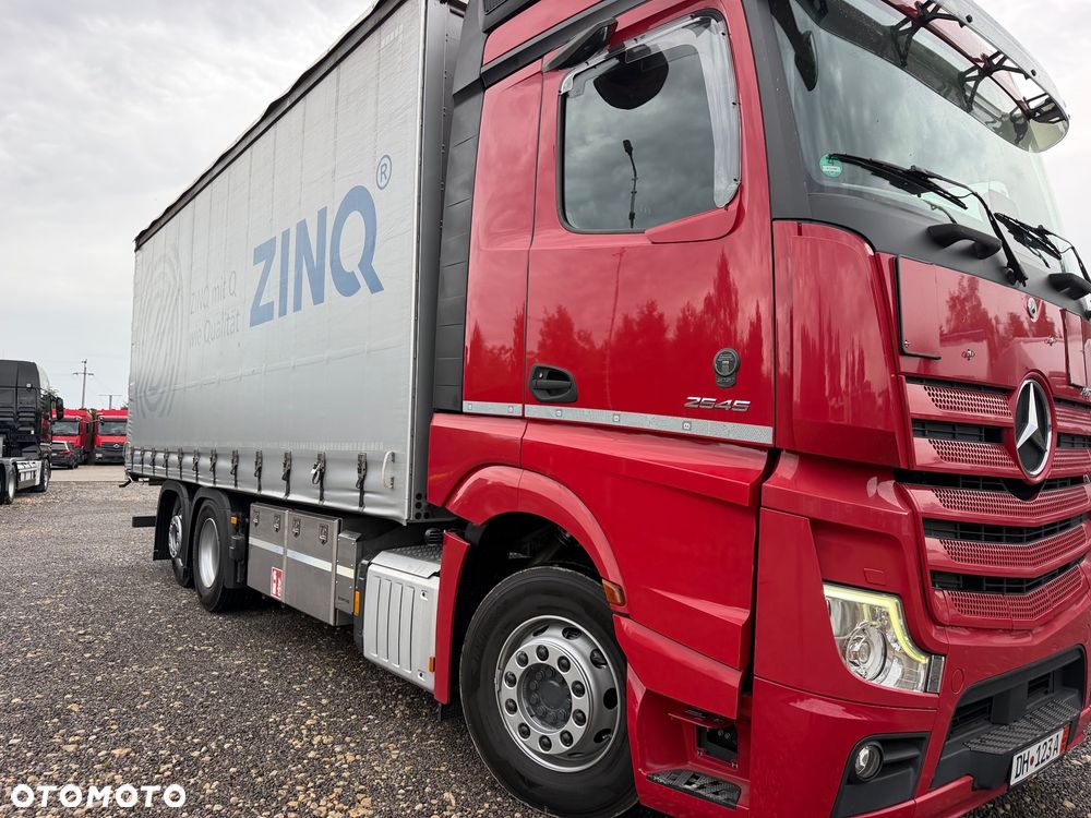 Mercedes-Benz Actros - 24