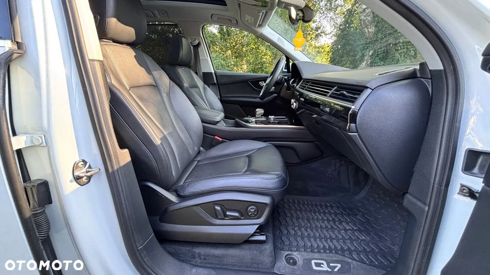 Audi Q7 3.0 TFSI Quattro Tiptr - 18
