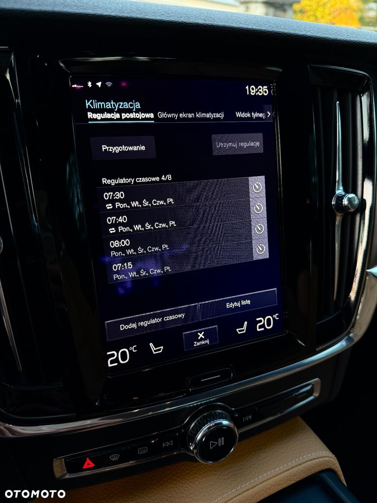 Volvo S90 D4 Geartronic Momentum Pro - 33